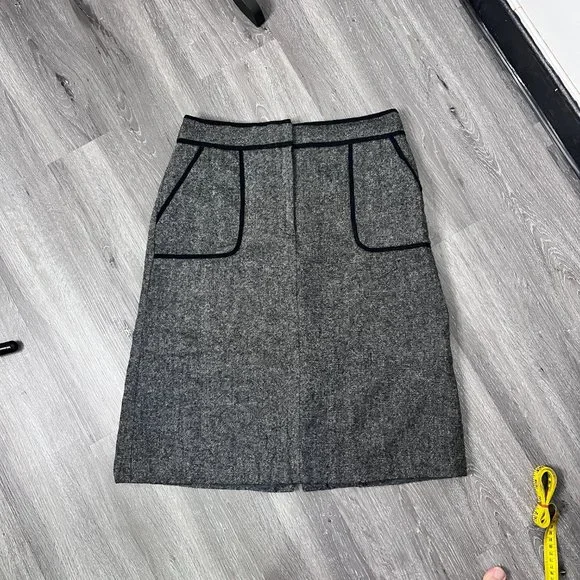 Ann Taylor Loft 87% Wool Gray Skirt Size 6 - Picture 8 of 9